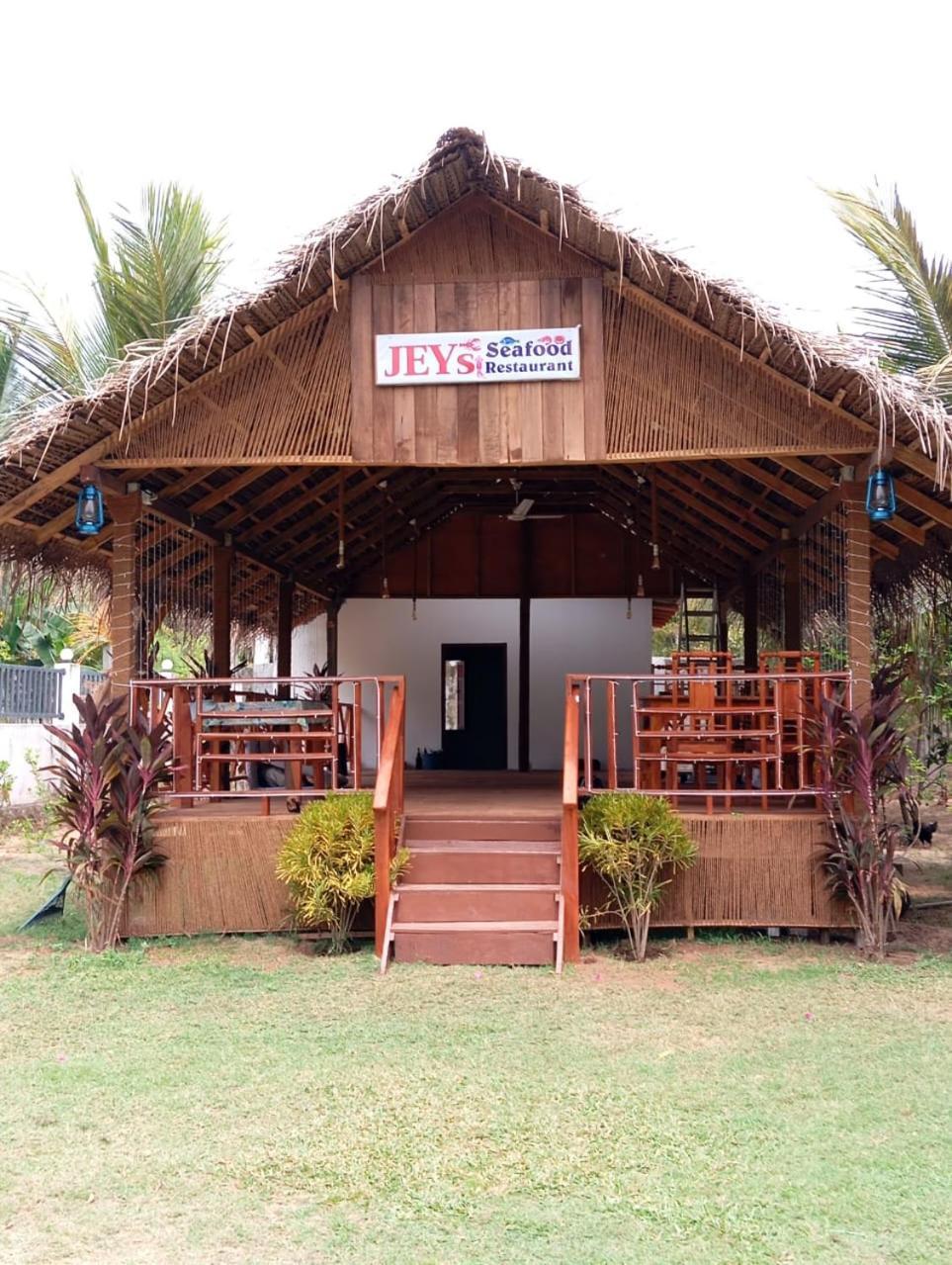 Jeys Place Nilaveli Exterior photo